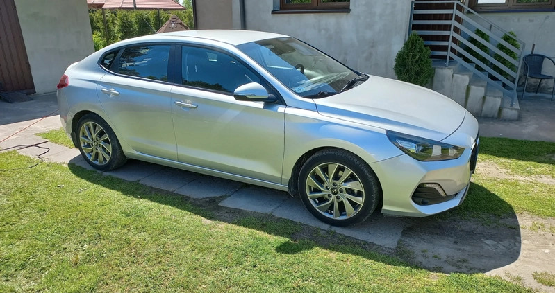 Hyundai I30 cena 67000 przebieg: 48500, rok produkcji 2018 z Zelów małe 46